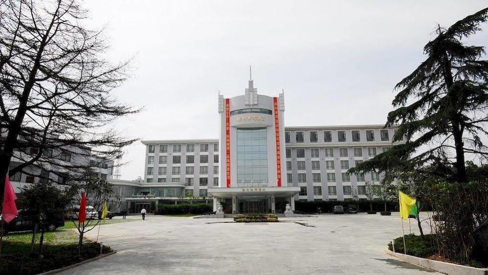 Yihe Harbor Hotel Уси Экстерьер фото